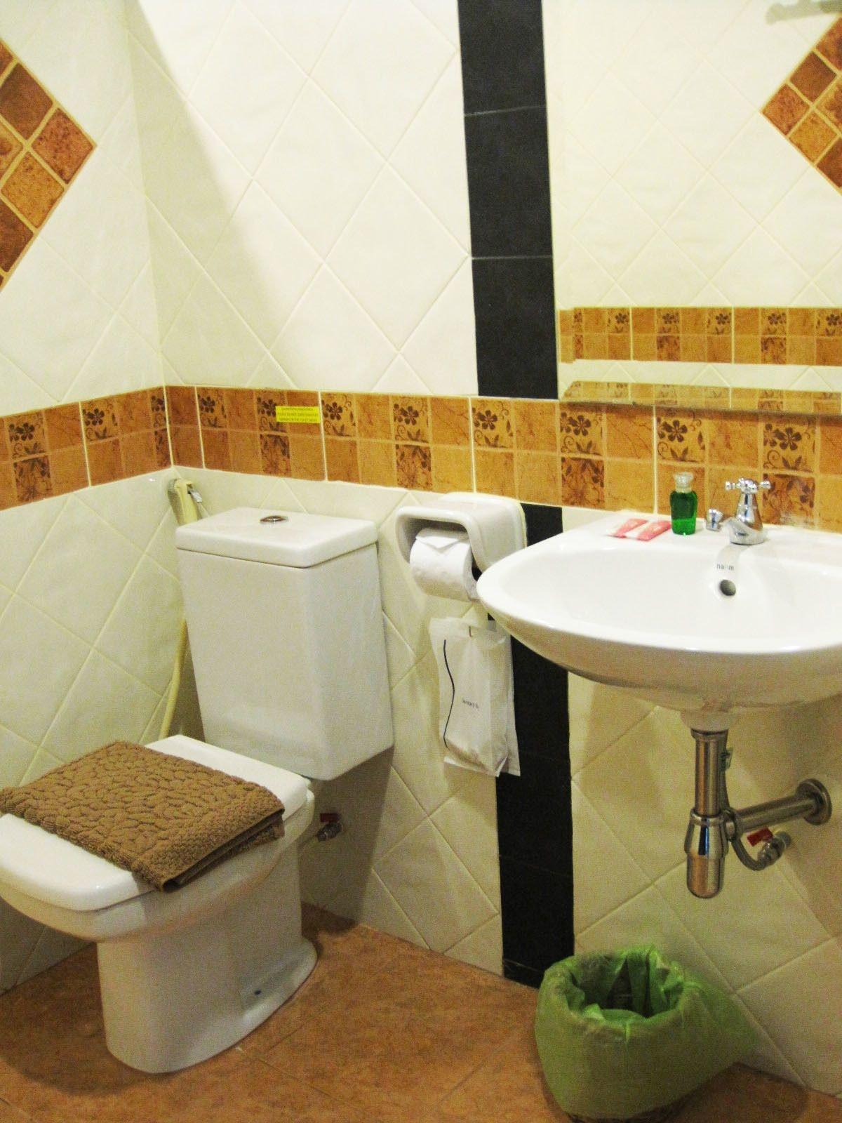 The Bang Khun Phrom Suites Bangkok Ngoại thất bức ảnh